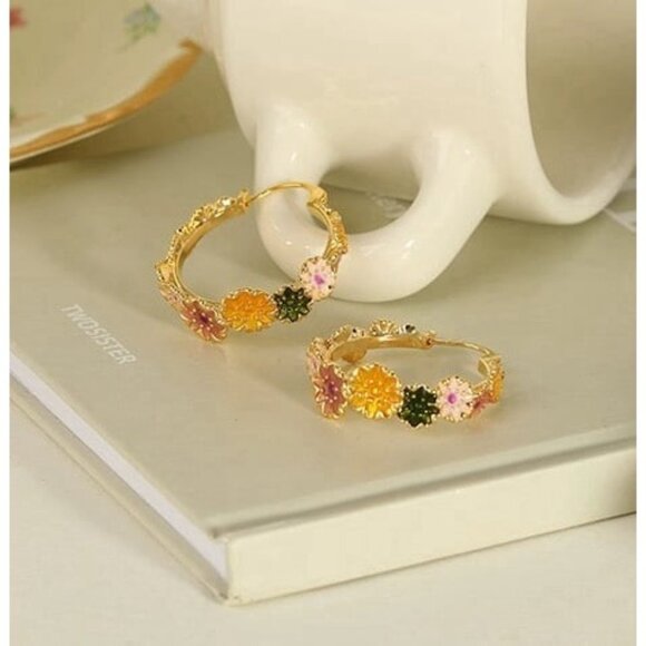 Jewelry - Colorful glaze daisy earrings